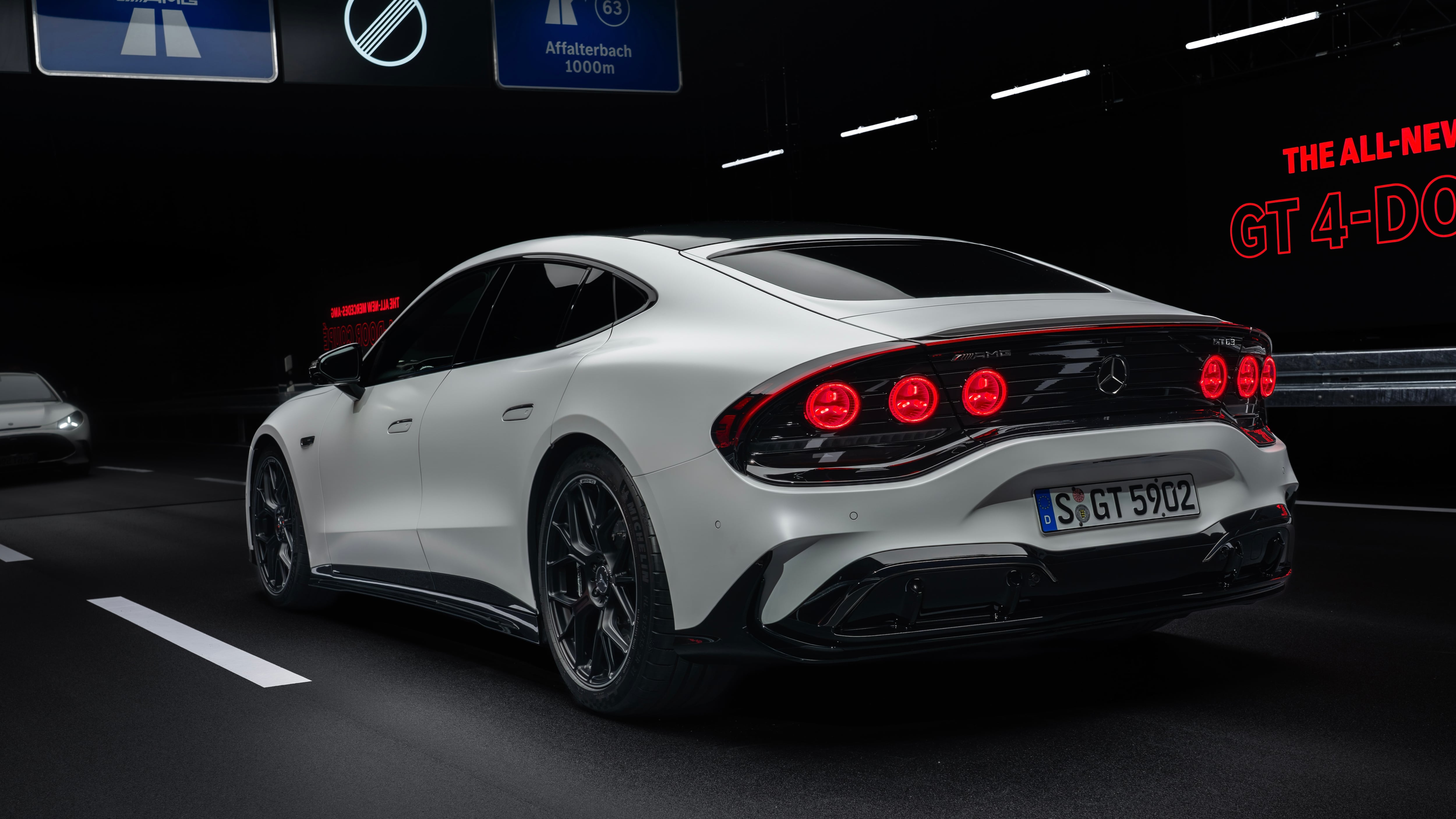Premiere AMG GT Viertürer Coupé: Schicksalsfrage für den Antrieb