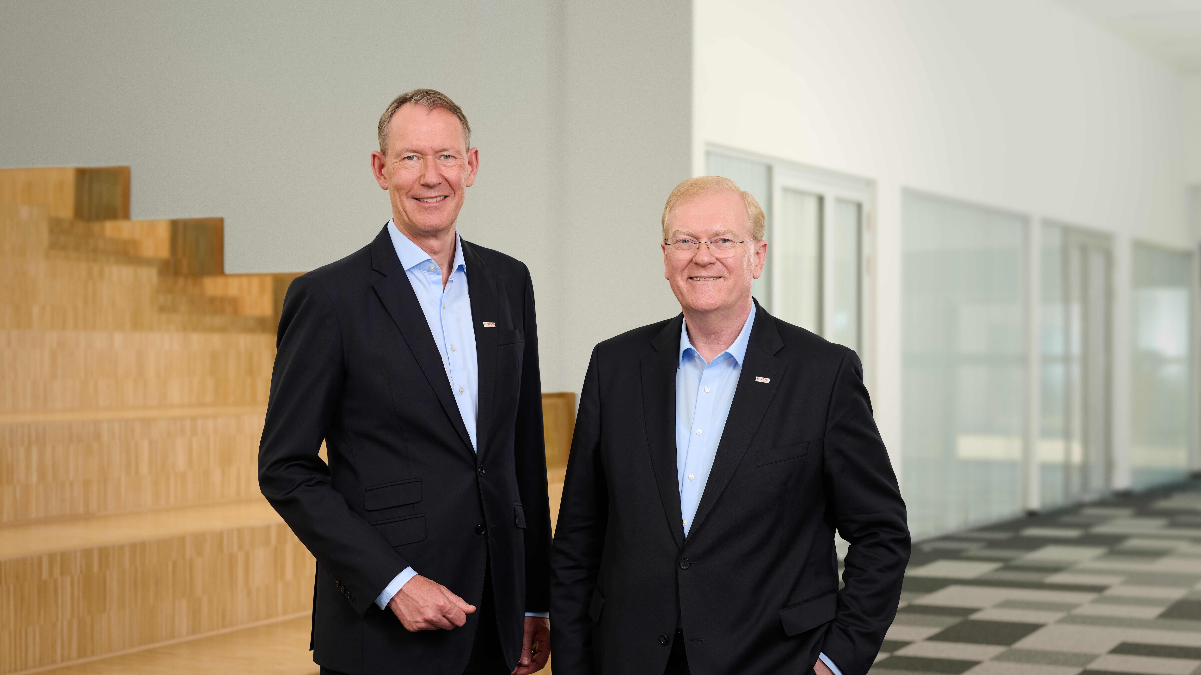 Bosch-CEO Christian Fischer mit seinem Vorgänger Stefan Hartung