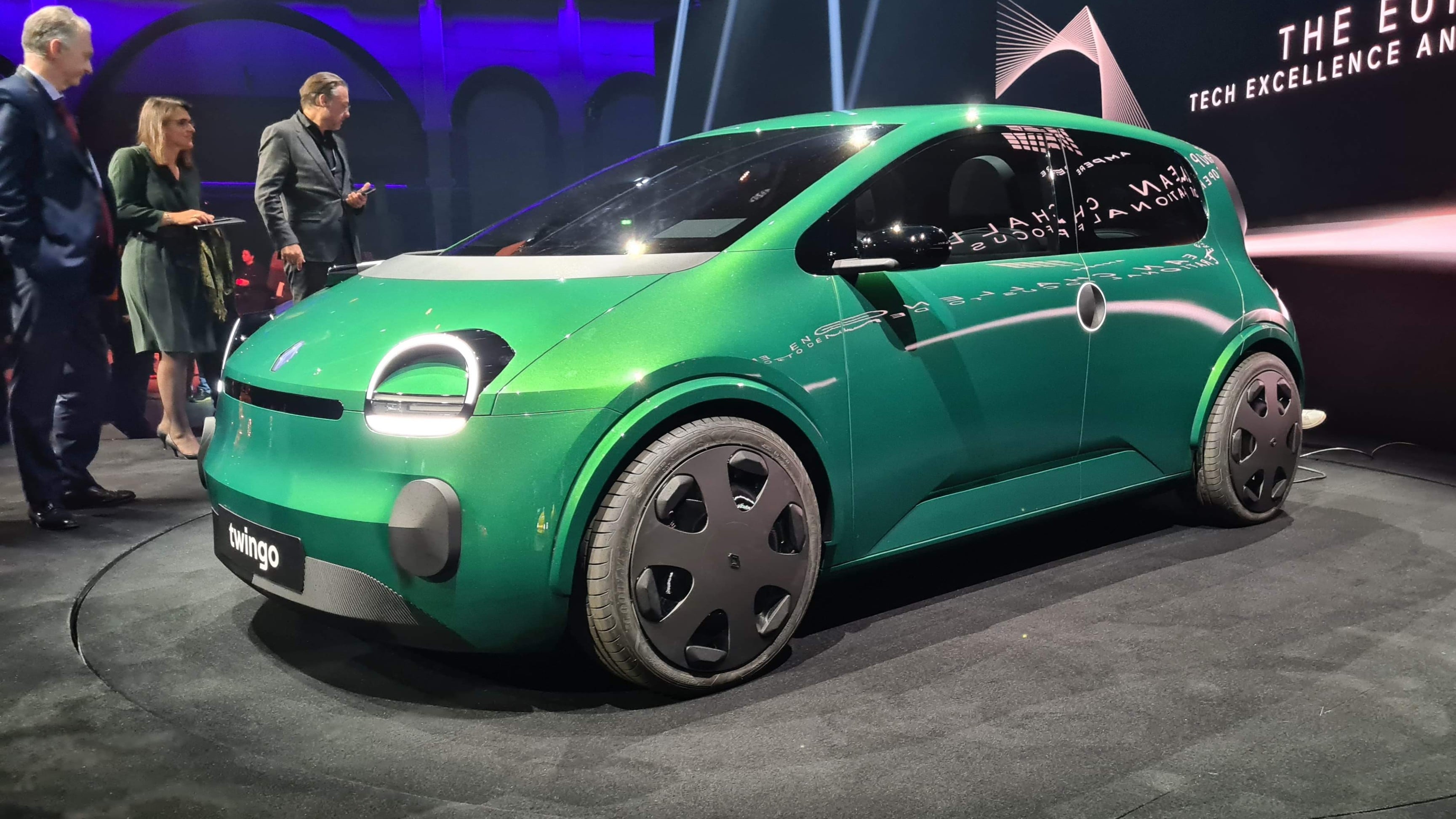A green Renault Twingo prototype