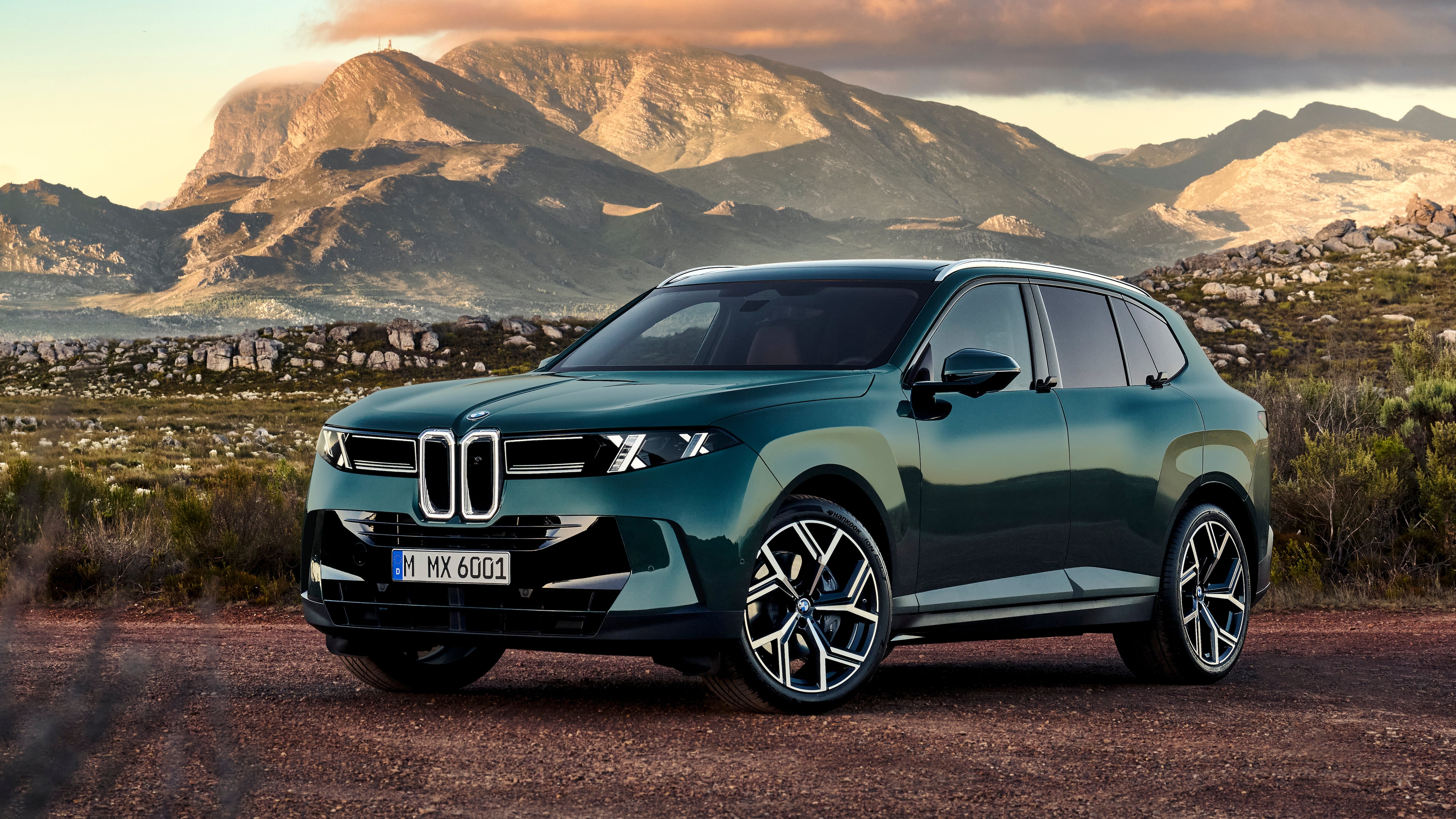 The X5 40 xDrive starts at $73,550, the 50e xDrive starts at $78,950 and the iX5 starts at $81,250. All prices include shipping.