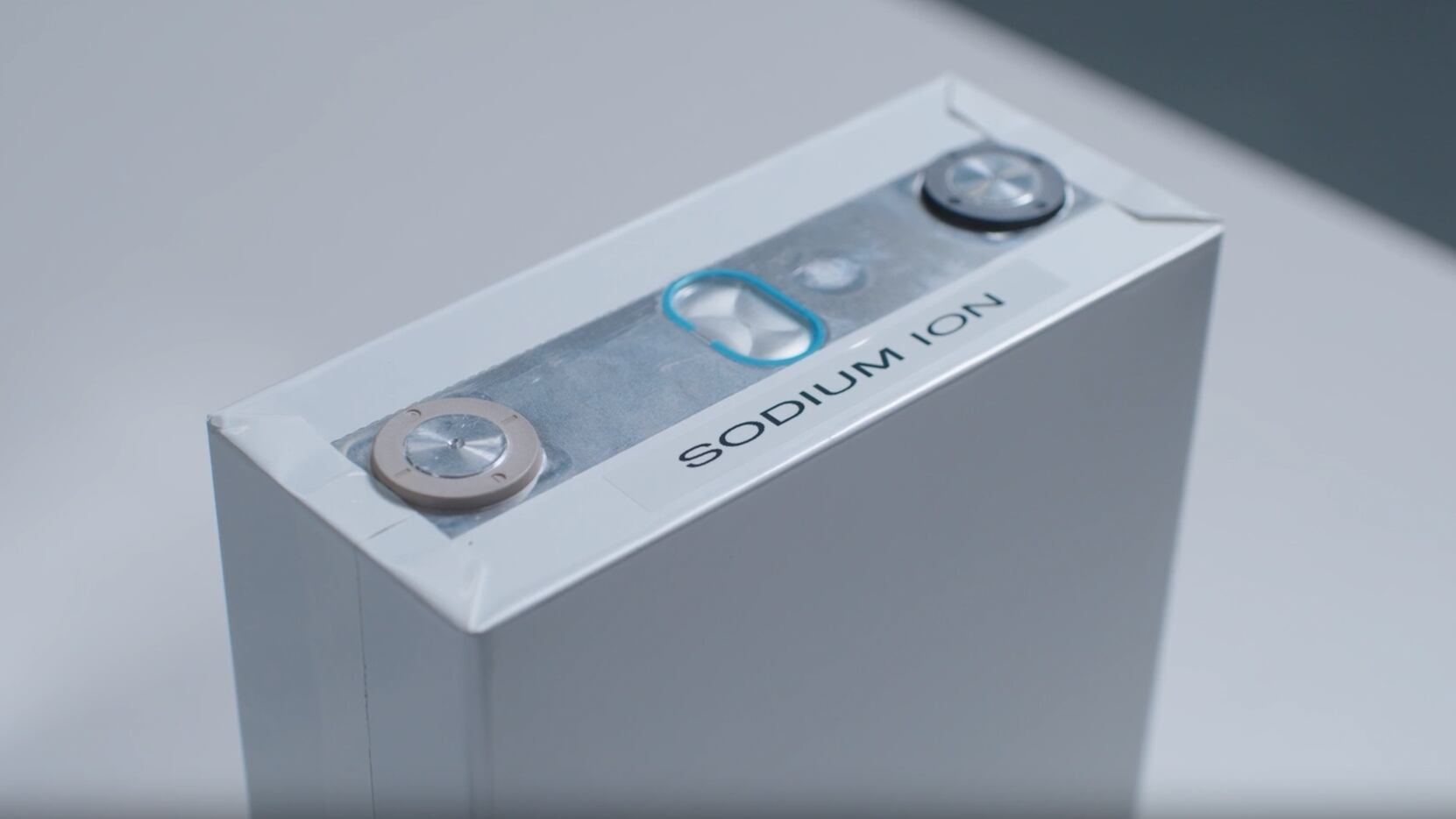 Warum GM Natrium-Ionen-Batterien entwickelt
