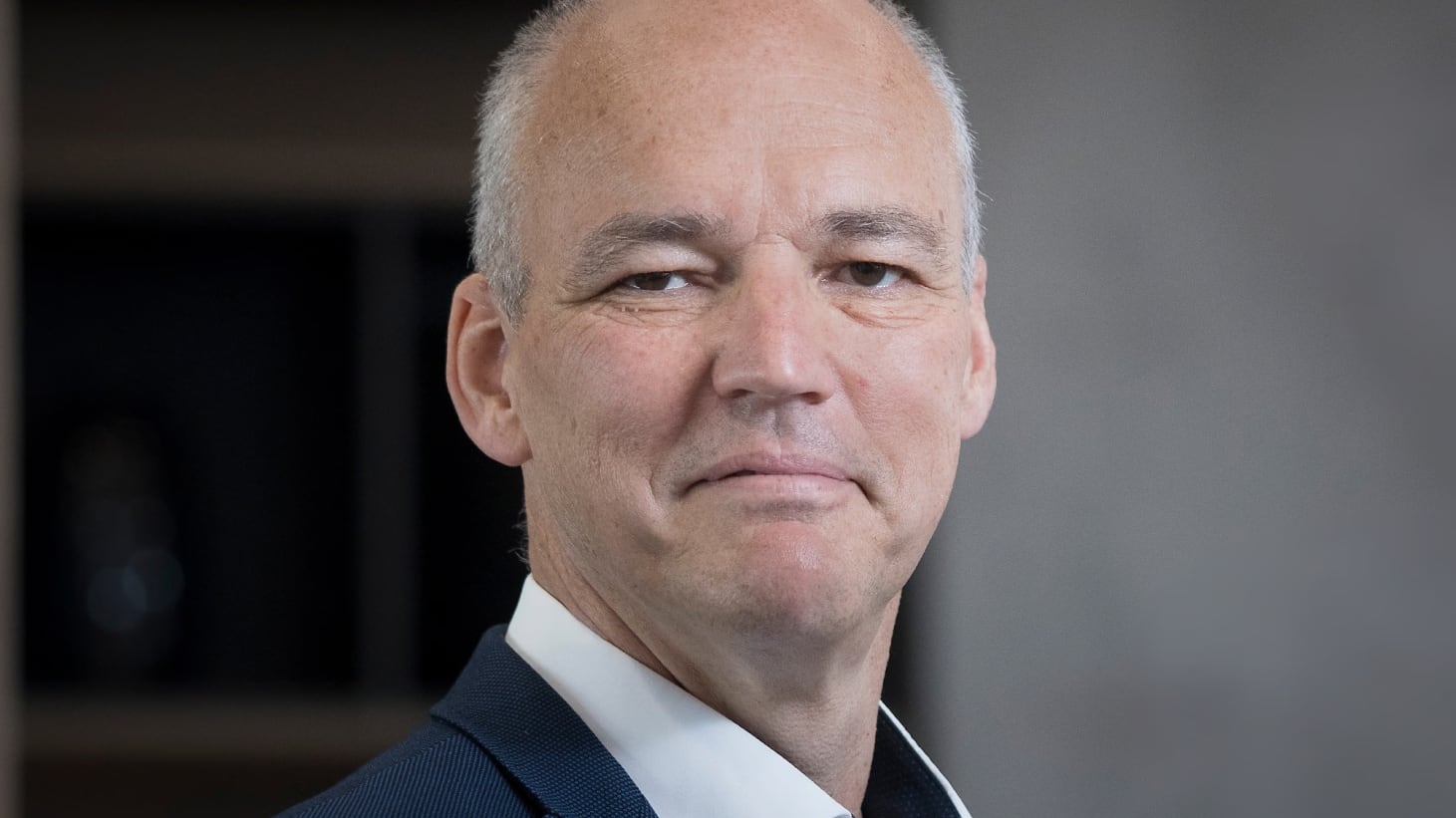 Porträt: Wie VW-Topmanager Werner Tietz mit E-Mobilität und Software vor die Welle kommen will